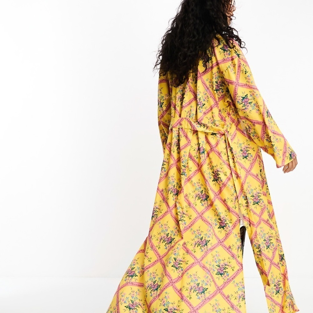 Free People Yellow Floral Robe - Picture 2 of 8
